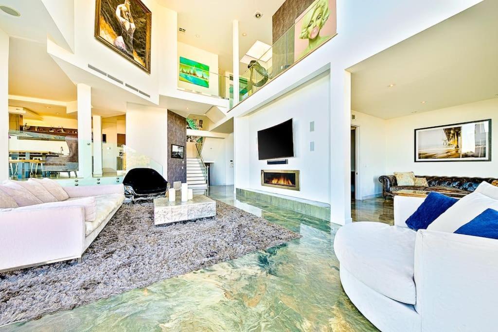 Hollywood Hills Modern Sanctuary-jaw Dropping View Los Ángeles